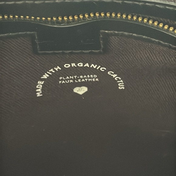 Madewell The Medium Transport Tote: Cactus Faux Leather Edition - Picture 3 of 7